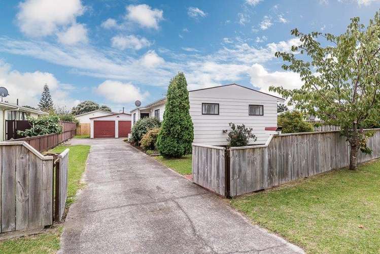 44 Parakai Street Paraparaumu_14