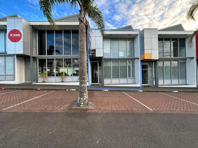 Unique New York Loft Workspace