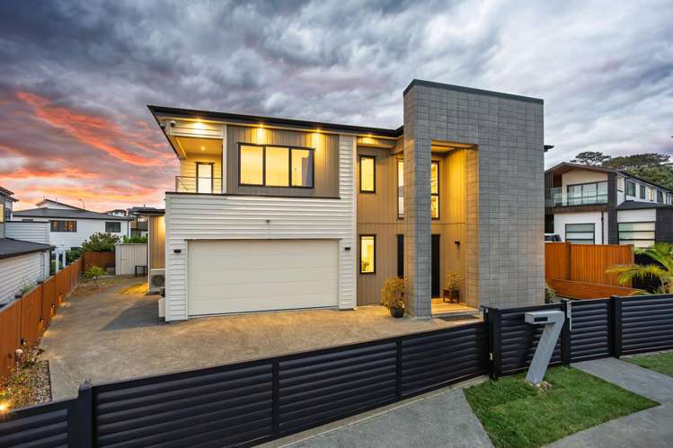 7 Headsail Drive_0