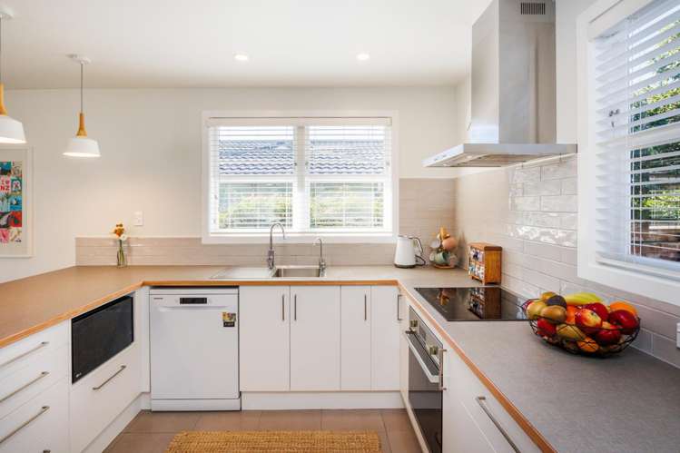 64 Long Melford Road Awapuni_11