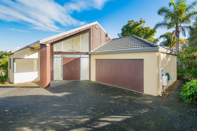 11 Ponderosa Drive Oteha_1