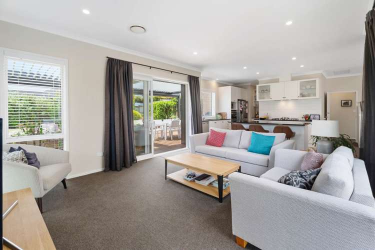 64 Eighth View Avenue Beachlands_9