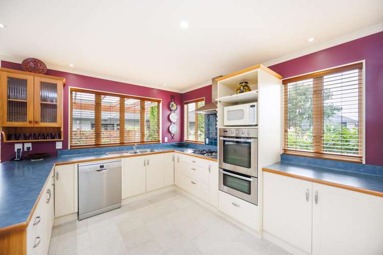 144 Pacific Drive Fitzherbert_8