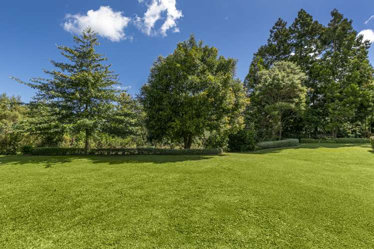 1074 Peak Road Helensville_17