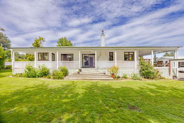 30 Racecourse Road Waipukurau_1