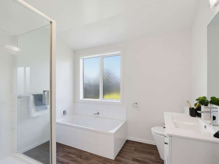 145 North St Feilding_12