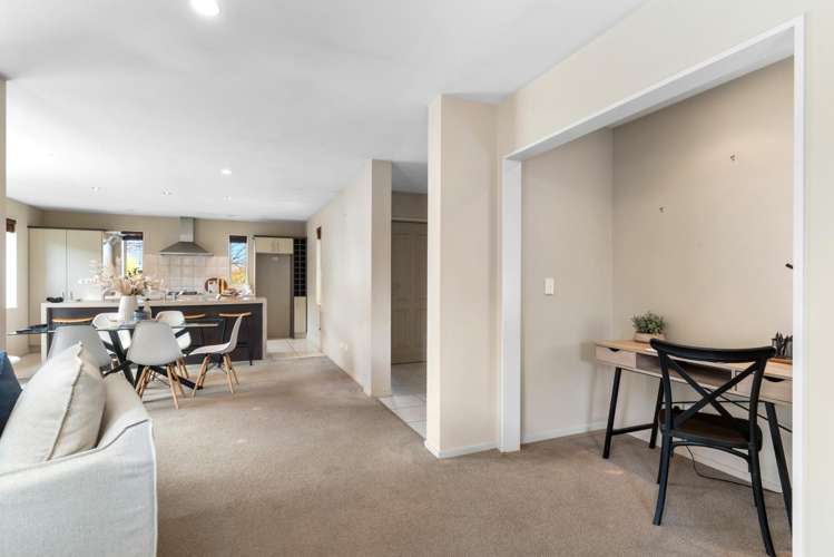 8 Bayliss Close Northwood_14