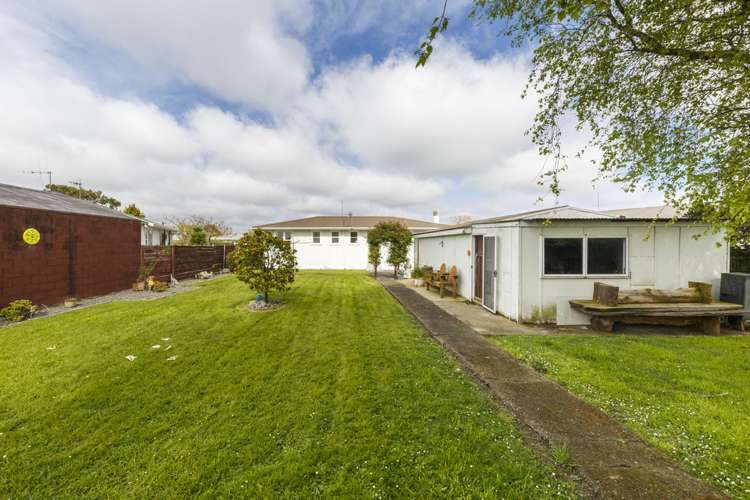 17 Cavendish Crescent Awapuni_15