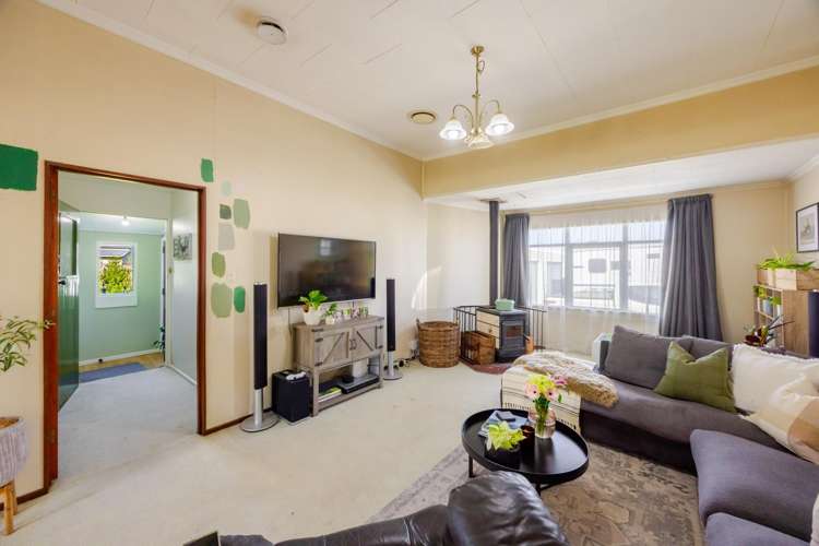 8 Russell Street Otane_8