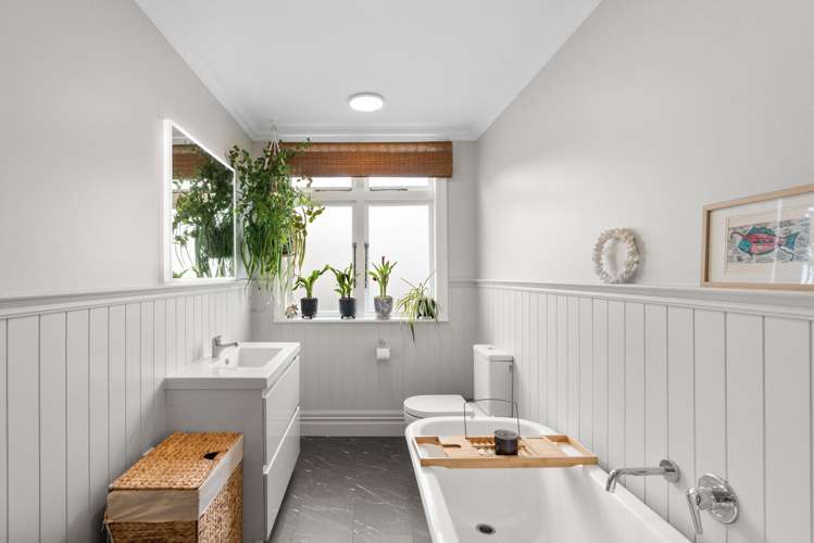 37 Kiharoa Street Otaki Beach_14