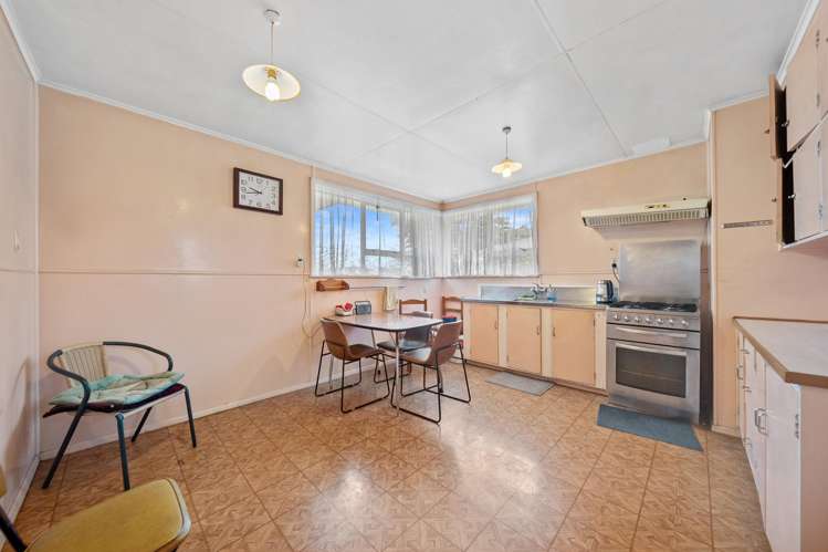 18 Courtenay Crescent Mangere East_5