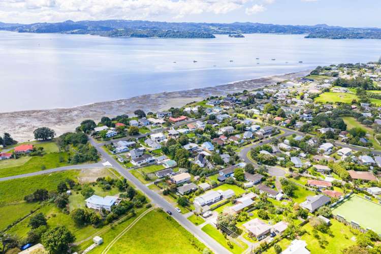 17 Pyle Road West One Tree Point_39