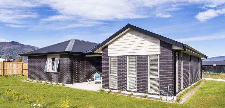 3 Francis Lane Lake Hawea_1