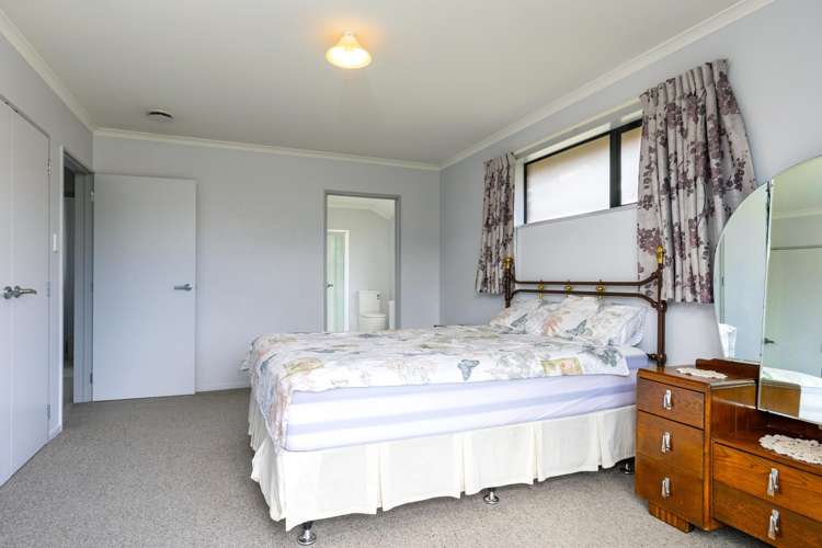 10A Brian Bary Street Redwoodtown_11
