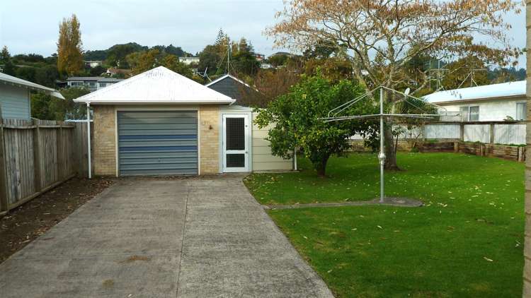 212 Heale Street Thames_17