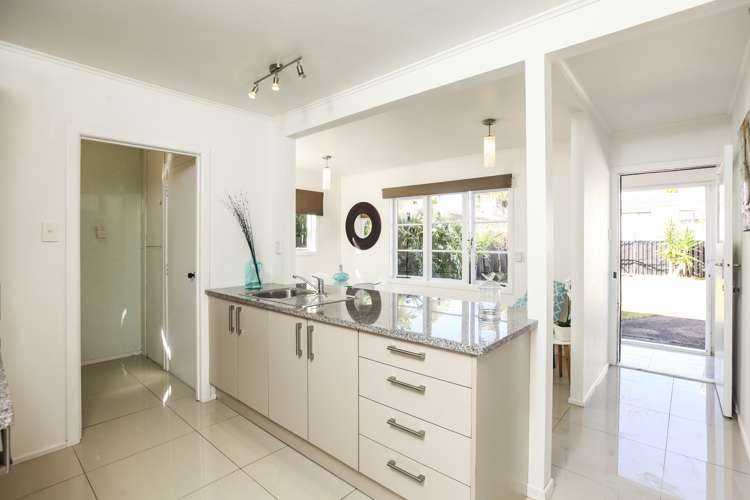 10 Vodanovich Road Te Atatu South_6