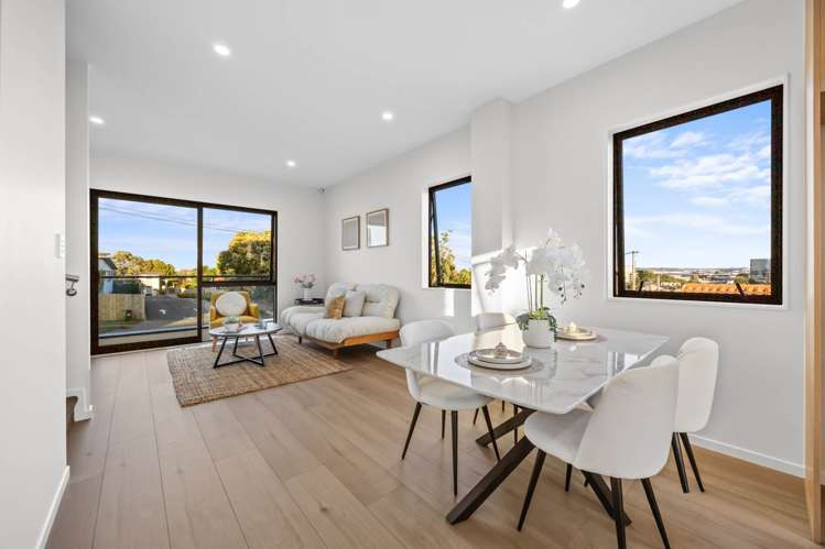 1/60 Hamlin Road Mt Wellington_16