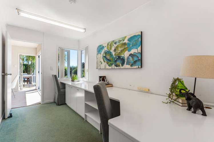 15 Pickwick Parade Mellons Bay_9