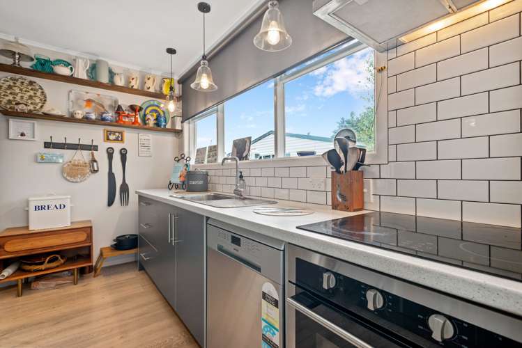 3b Stirling Grove Greerton_6