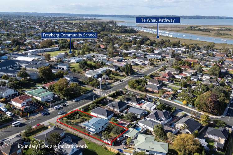 63 Roberts Road Te Atatu South_18