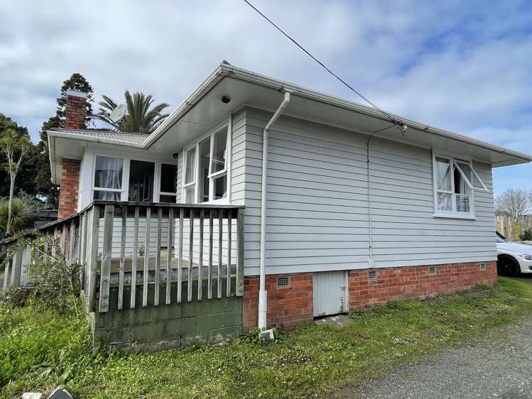 12 Fairdene Avenue Henderson_11