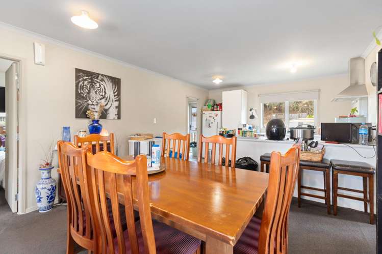 23 Dunrobbin Place_5