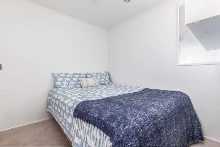 818/72 Nelson Street Auckland Central_8
