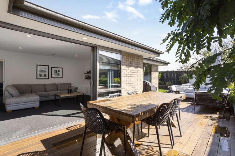 25 Captain Mitchell Drive Opaheke_1