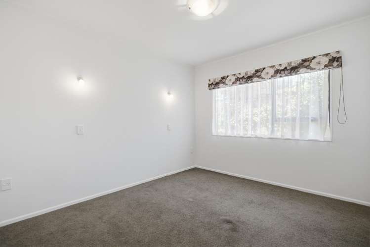 2 McBeth Drive Te Puke_16