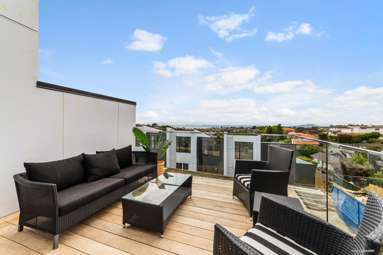 1/735 East Coast Road_3