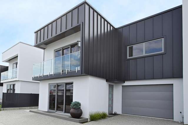 Auckland-Style Living in the Heart of Invercargill