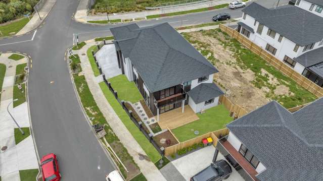 50 Tannaghmore Drive Flat Bush_1