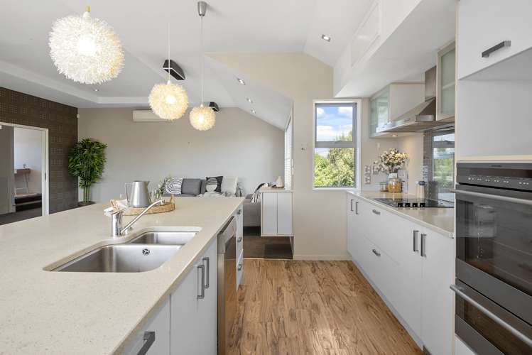 6 Longspur Avenue Wigram_7