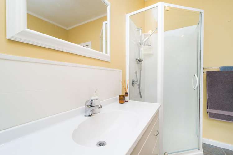 111 Derby Street Feilding_21