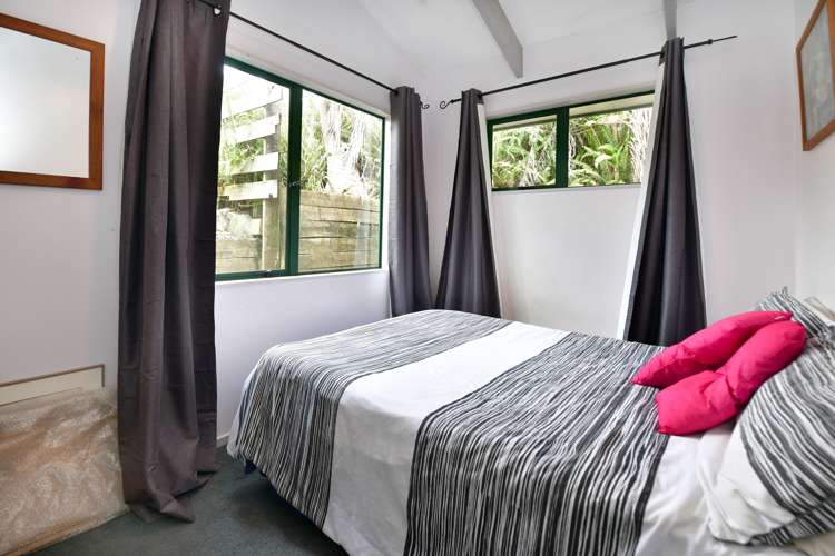 8a Scott Road Stanmore Bay_10