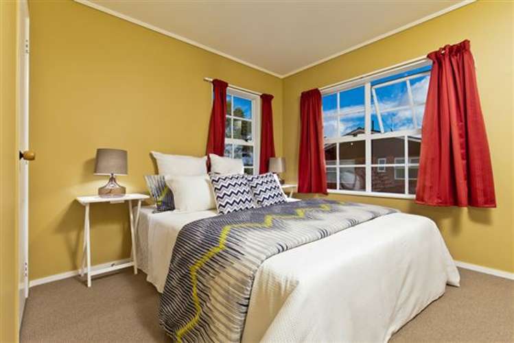 35 Taioma Crescent Te Atatu Peninsula_11