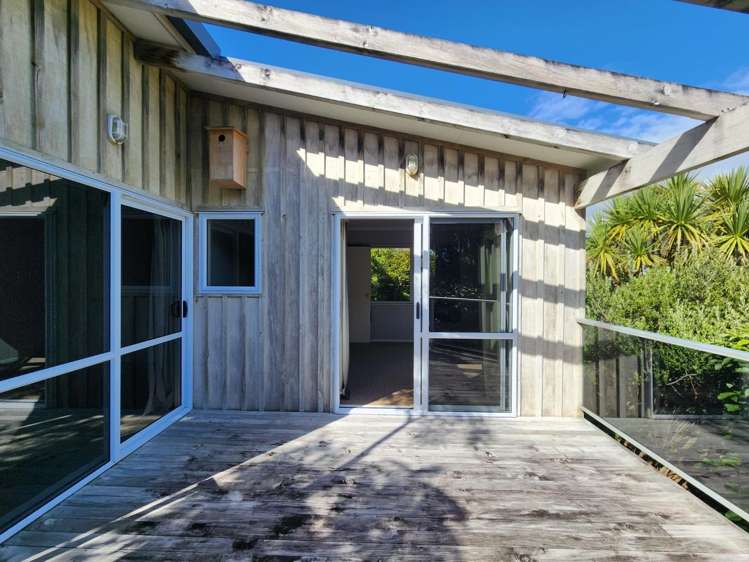 20 The Outlook Oakura_13