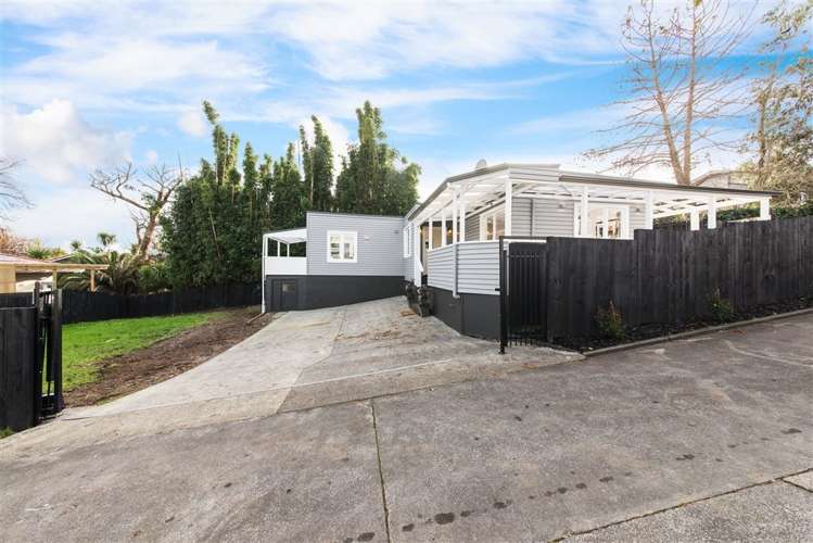 53b Woodglen Road Glen Eden_19