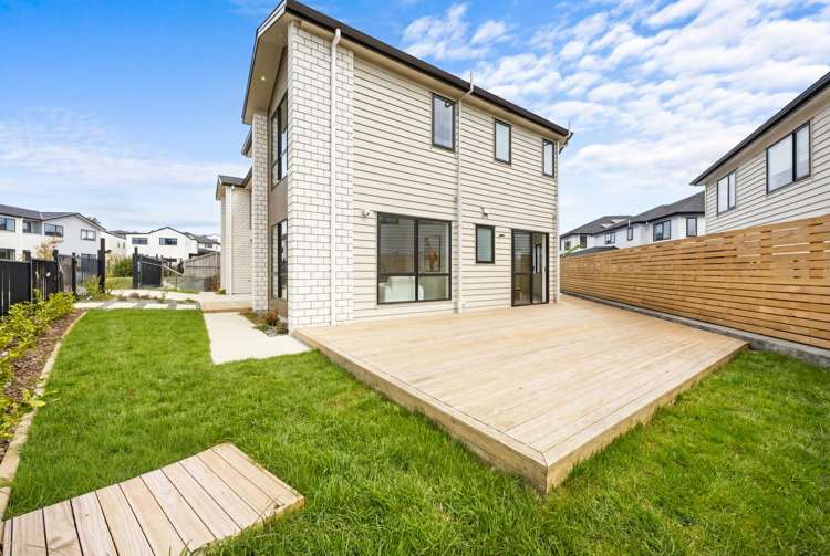 32 Tannaghmore Drive Flat Bush_42