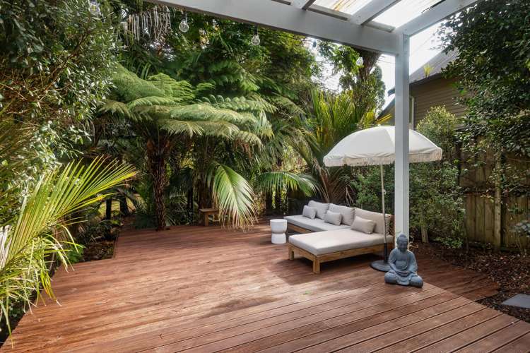 29 Hollywood Avenue Titirangi_23