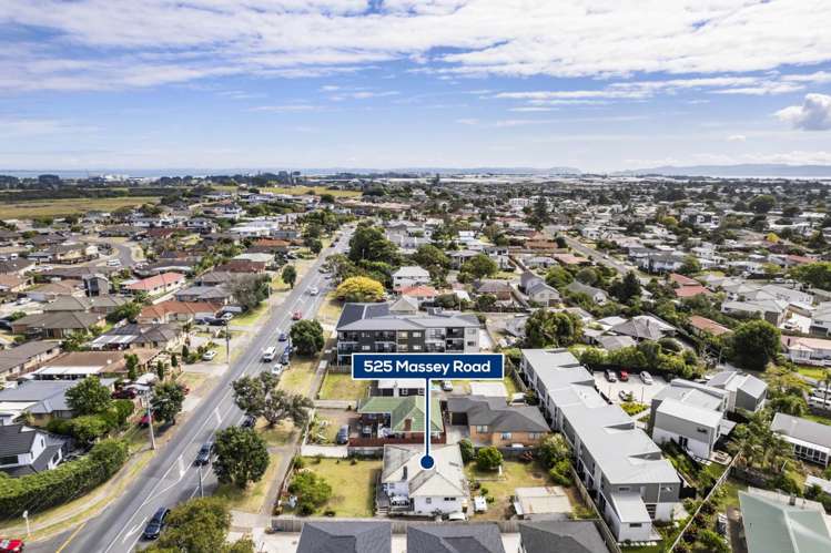 525 Massey Road Mangere_17