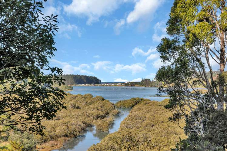 2044 Whananaki North Road_0