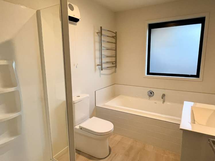 114 Broadway Parade Rolleston_11