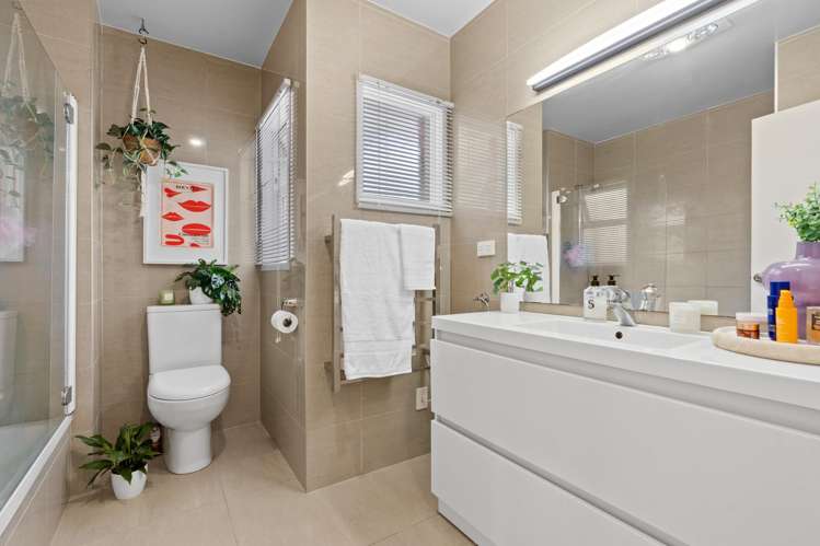 3/3 Marsh Avenue Forrest Hill_15