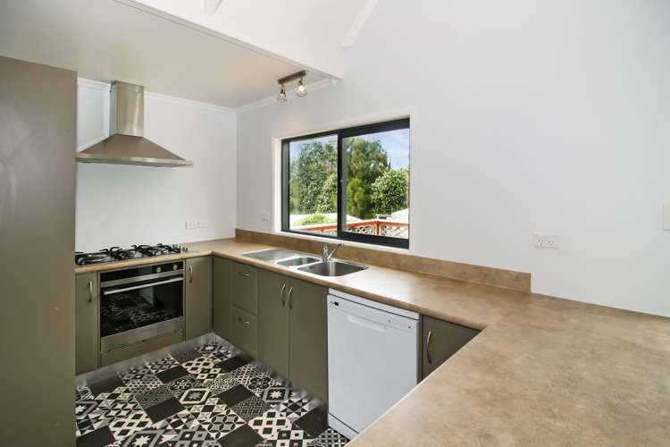 2 Motukari Place Onaero_6