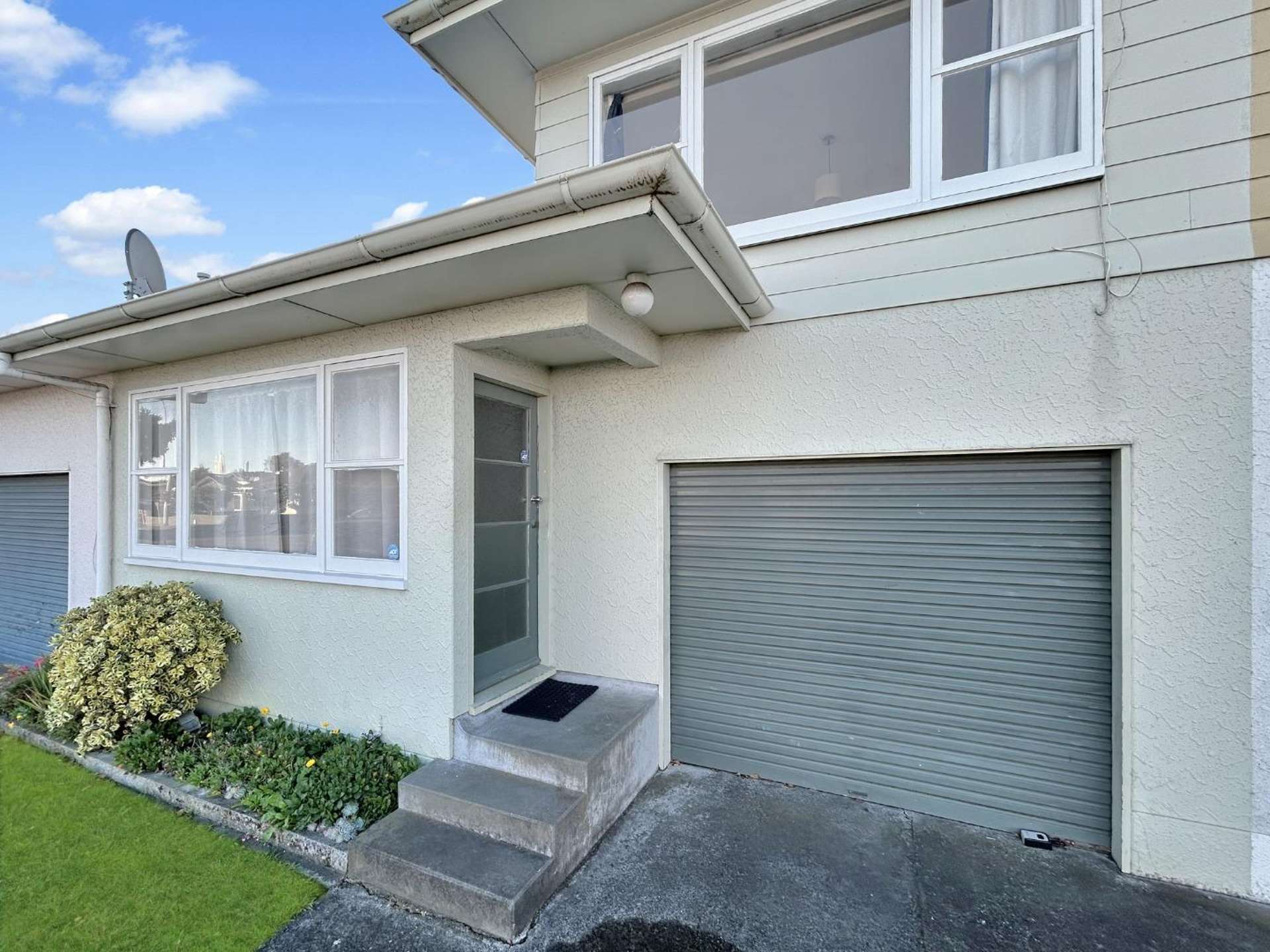 223 Grey Street 10930_0