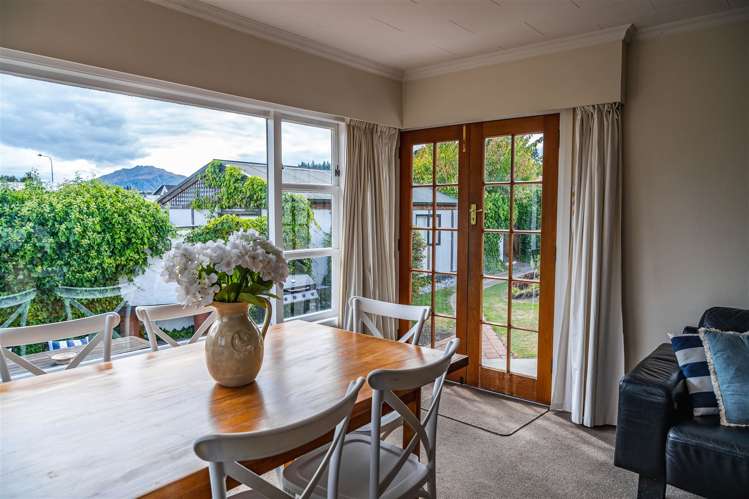 65 Helwick Street Wanaka_3