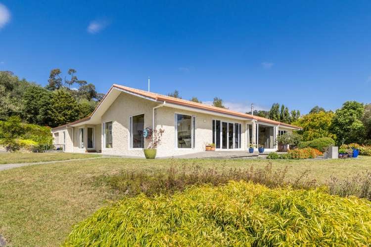 132 Lane Road Havelock North_8