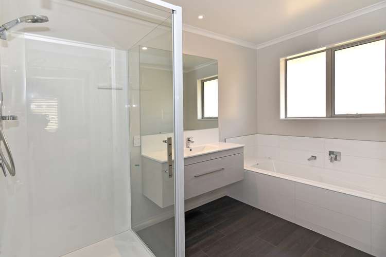 65 Hart Road Richmond_19