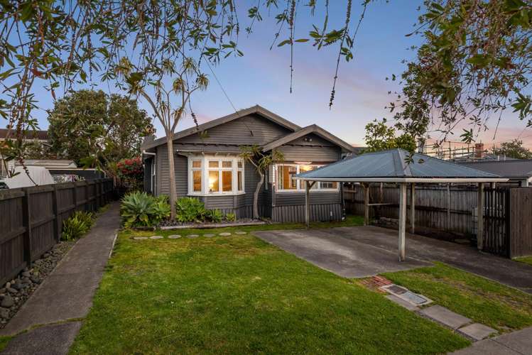 72 Eversleigh Road Belmont_1